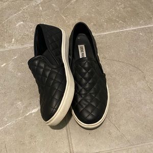 steve madden slip ons